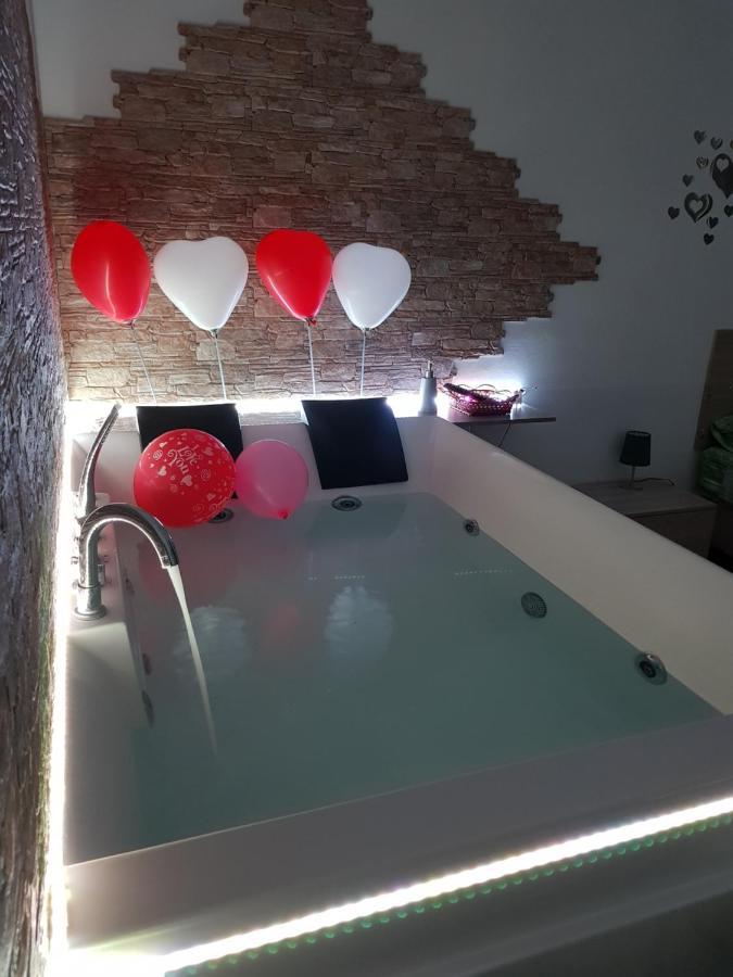 לינה וארוחת בוקר טאראנטו Leo&Italy'S House מראה חיצוני תמונה